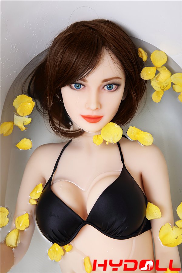 Realistic Sex Doll