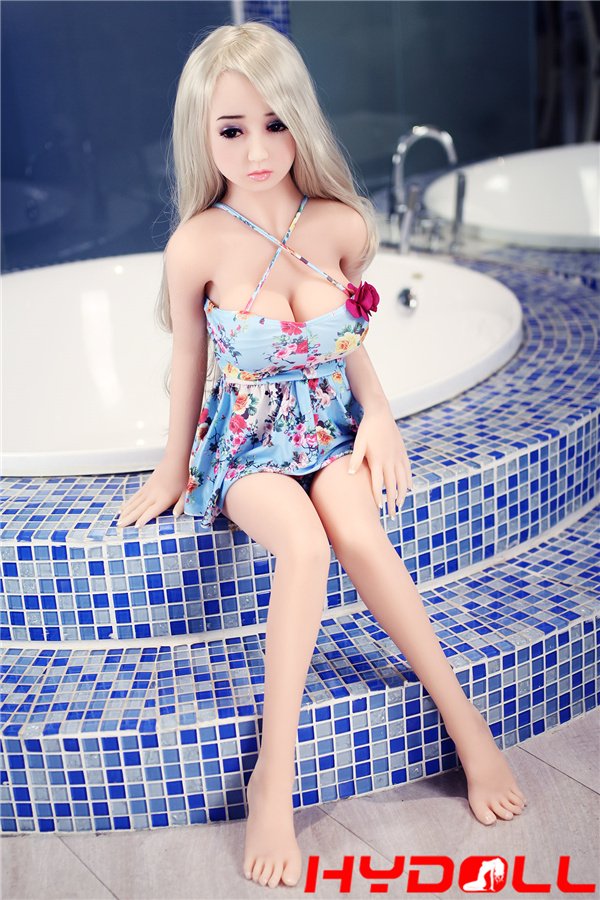 Realistic Sex Doll