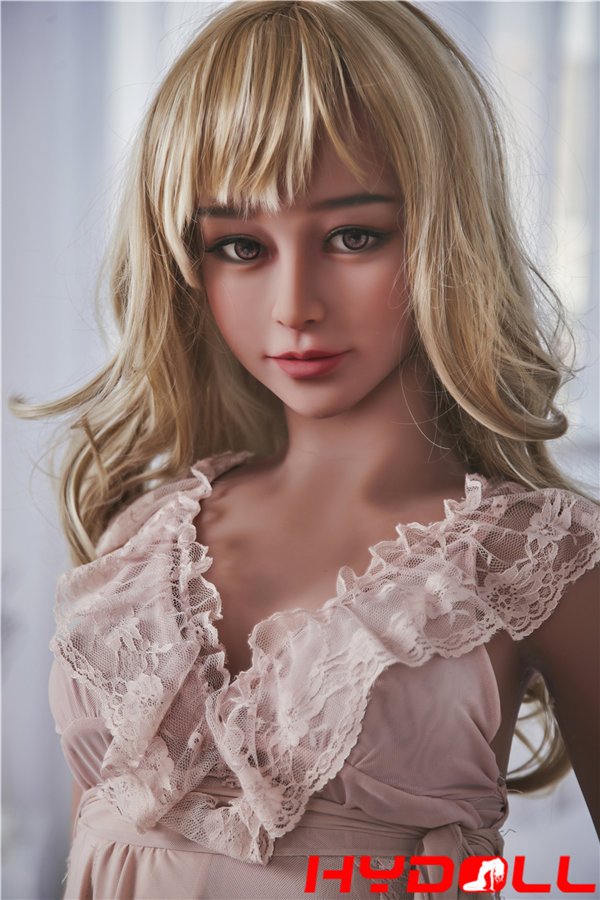 Realistic Sex Doll